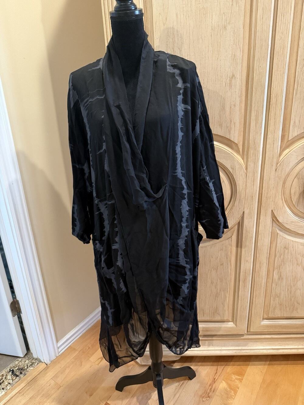 Shyloh Black tie-dye silk blend tunic dress O/S NWT